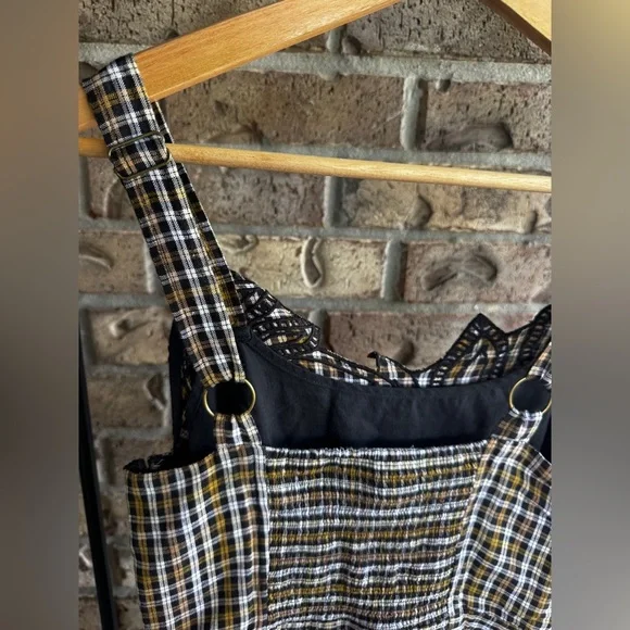 By Anthropologie Embroidered Plaid Jumpsuit Size 0 - Picture 10 of 12